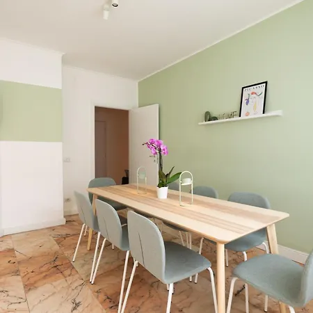 アパート Domiziano Boutique ローマ