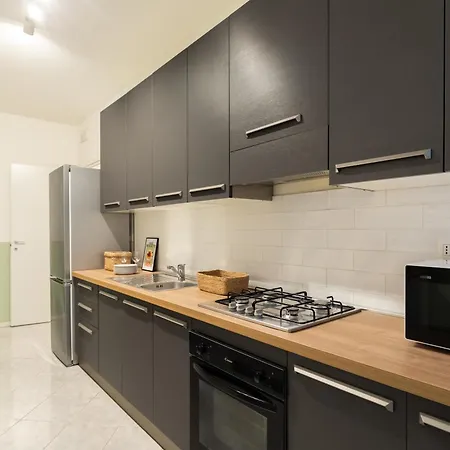 Domiziano Boutique *